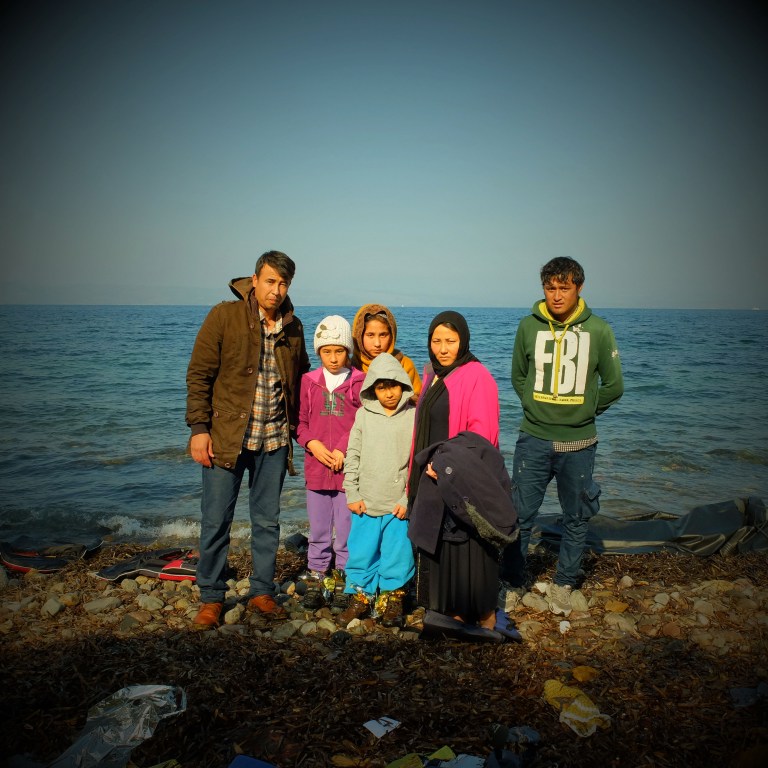 07Mohamed,con su mujer Najibeh, sus hijas Rosse, Hama y su hijo Amir de de la ciudad de Baglan en Kunduz, Afganistán van a Austria junto a su hermano Sorab